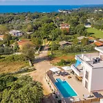 Karizma - Sea View, Swimming Pool, Hot Tub, Brijuni, Fazana, 别墅 *