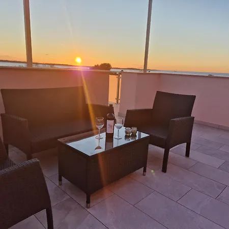 Karizma - Sea View, Swimming Pool, Hot Tub, Brijuni, Fazana, Villa Peroj